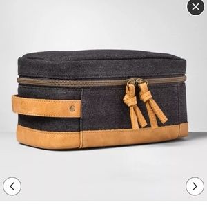 Dopp kit